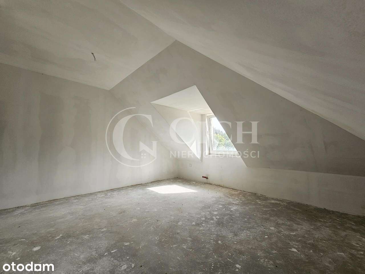 Przestronny dom w malowniczej okolicy.-13