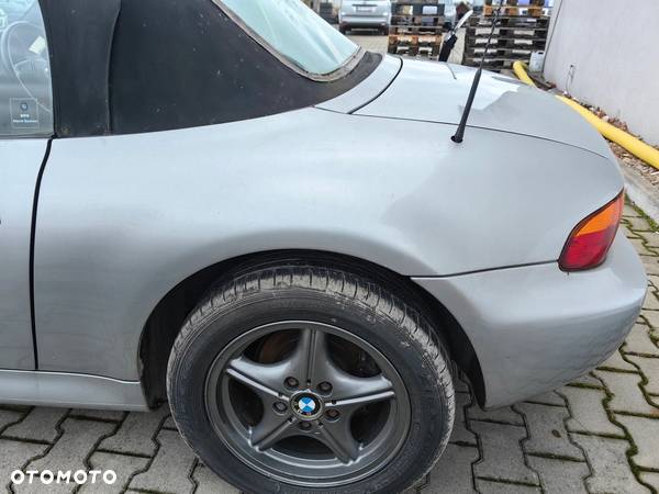 Błotnik BMW z3 LEWY TYŁ cabrio roadster Arktissilber 309/7 - 1