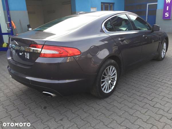 JAGUAR XF 07- TYŁ KOMPLETNY DACH DUPA LEG - 3