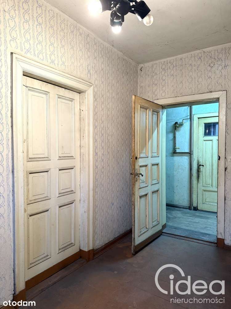 Centrum, balkon, 3 pokoje, 73,17m2, do remontu-13