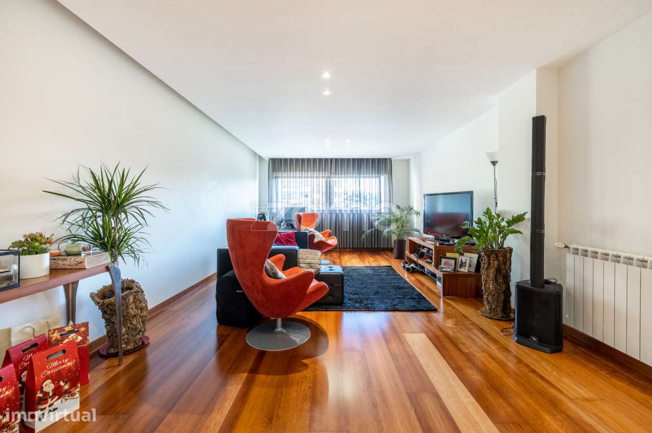 Apartamento T2 no Edifício Eden - Leiria-21