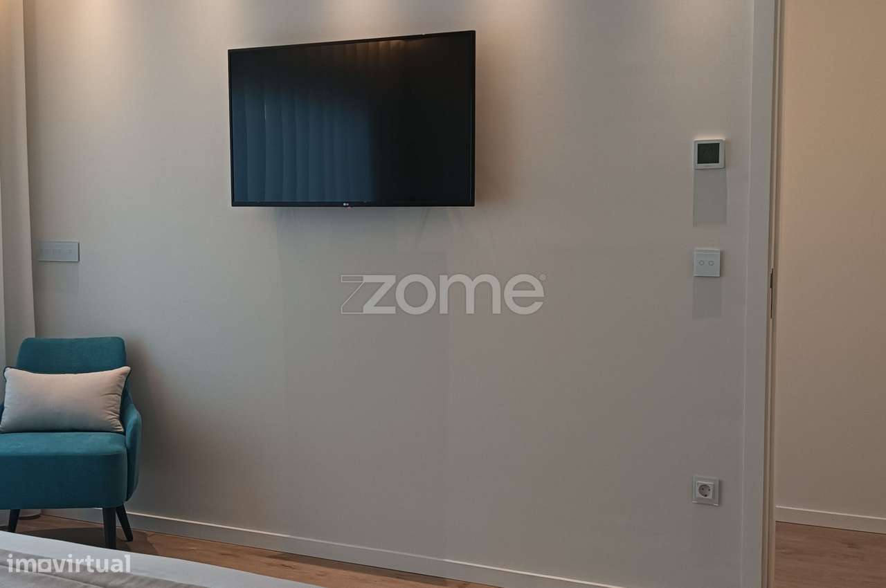 Moradia Térrea Semi- nova com piscina-22