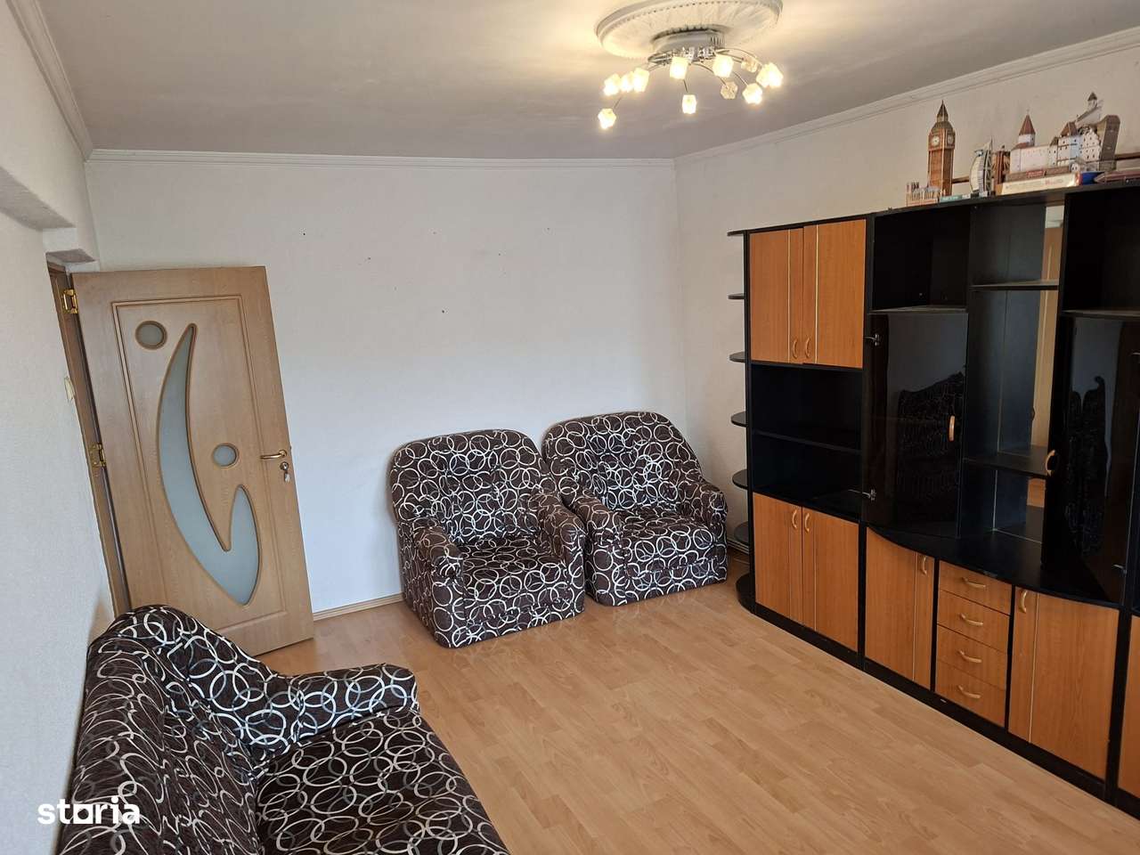 3 camere Bascov , Decomandat / Centrală , LIBER / NEGOCIABIL ! - Imagine principală: 5/14