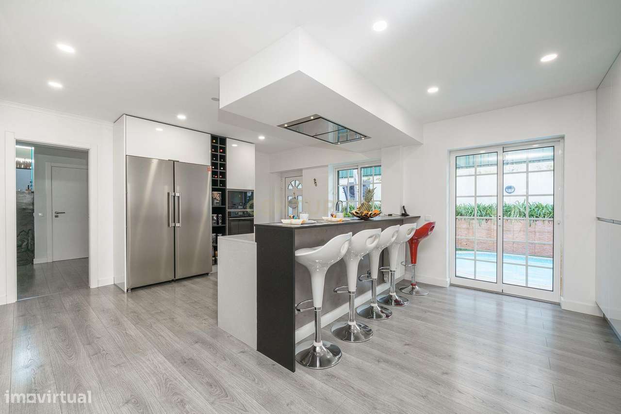 Moradia T4 de charme no Vale Ana Gomes, em Setúbal-10