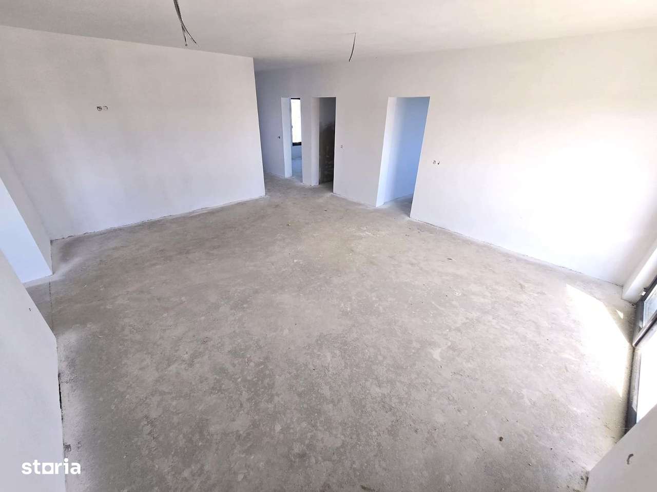 Casa Noua 4 camere| Teren 465 | Zona linistita-9