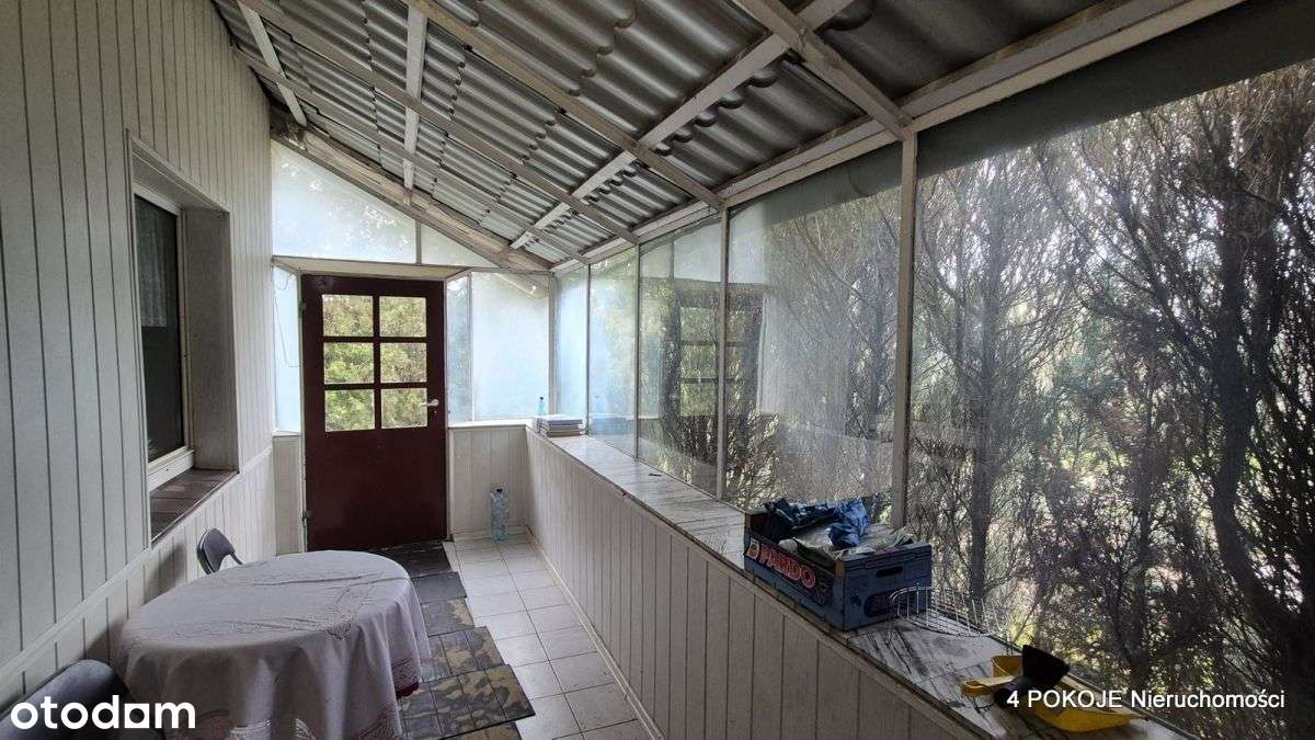 *Dom z budynkiem gospodarczym*-12