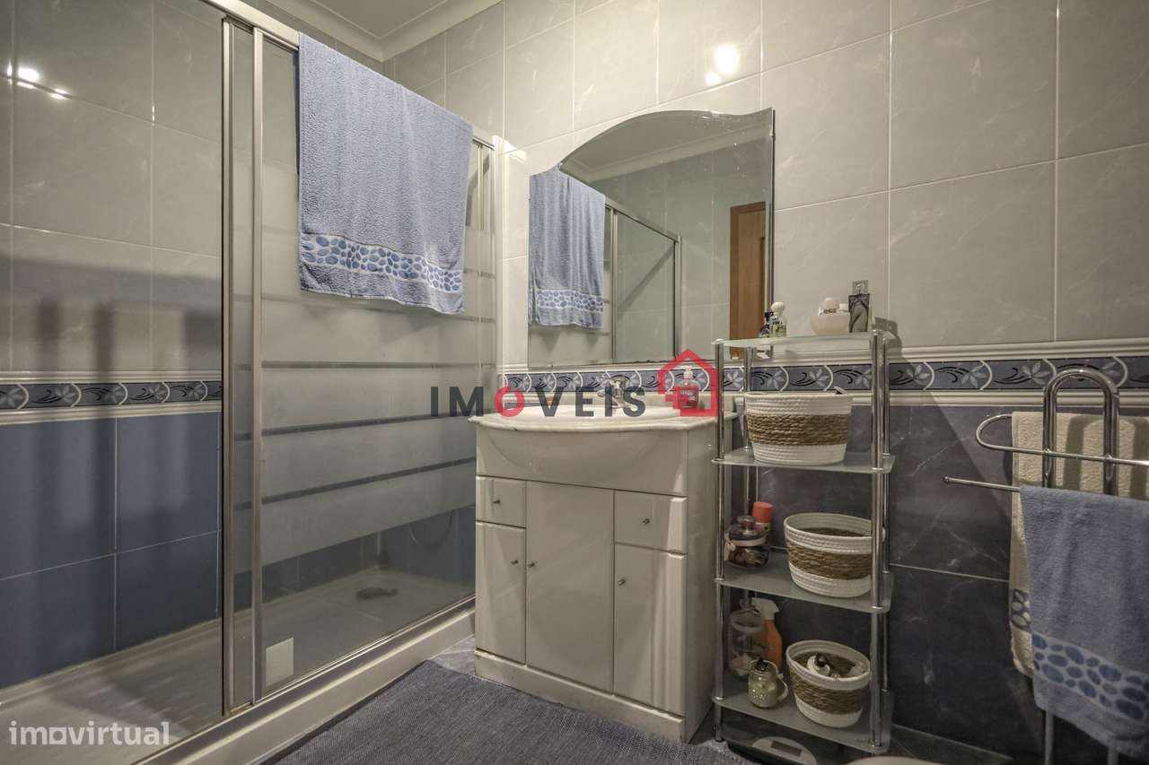Apartamento T3 com Suíte, Garagem Fechada e Lugar de Garagem – Mari...-21