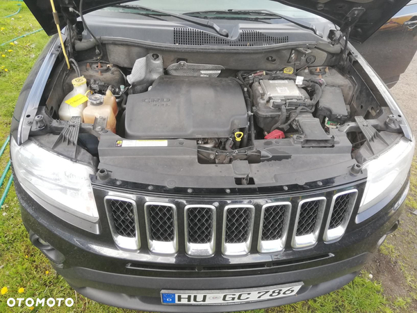 Jeep Compass - 22