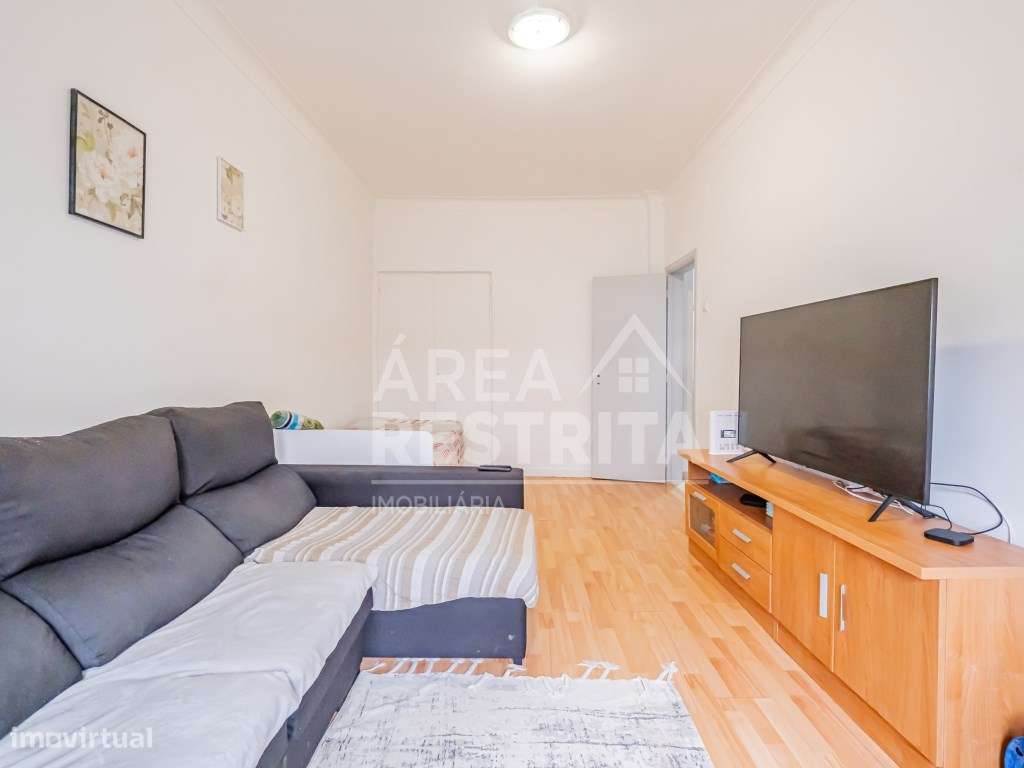 Apartamento T2 no Pragal com 78 m² - Grande imagem: 2/33