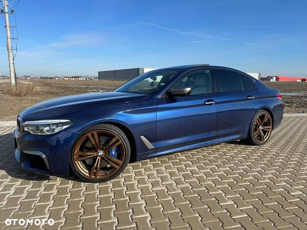 BMW Seria 5 M550i xDrive sport - 4