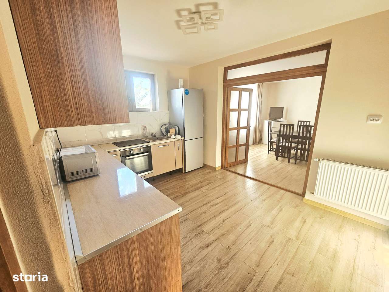 Dau în chirie casă duplex în Sânmartin - Imagine principală: 5/11