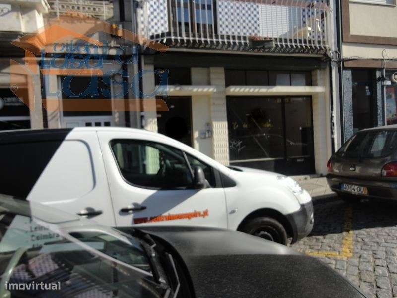 Loja e Armazém em Camões de 170 m2 entrada por 2 Ruas - Grande imagem: 2/4