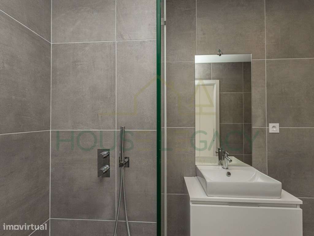 Apartamento T0 Novo com Varanda e Lugar de Garagem | Agra Campus 3 ...-18