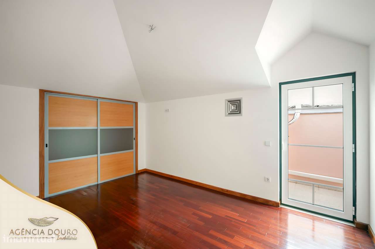 Moradia T4 em Santarém-23