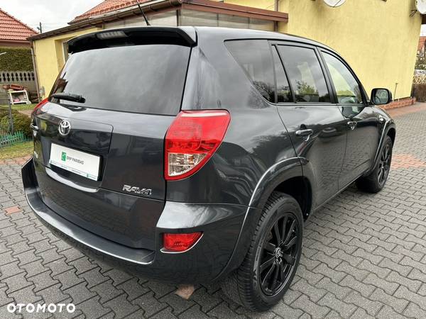 Toyota RAV4 2.2 D-CAT 4x4 Executive - 3