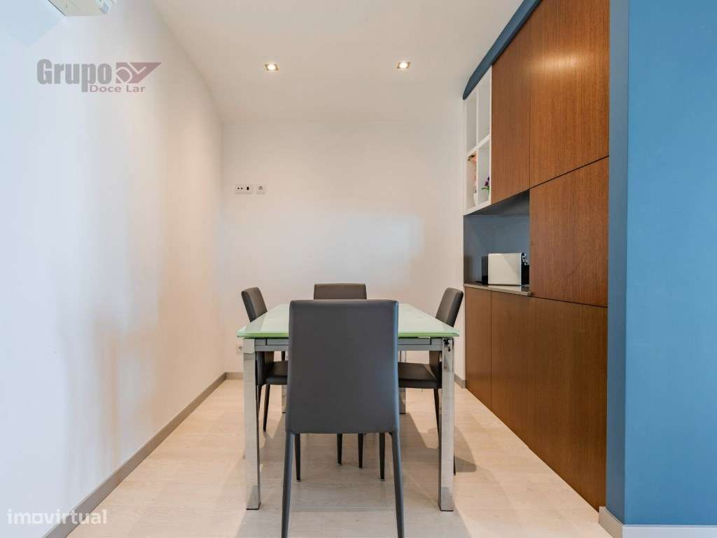 T2 Duplex Exclusivo a 150m da Praia com Vista Mar e Castelo- Sesimbra-25