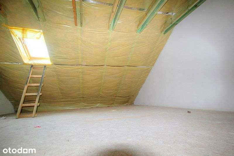 Dom z dużym ogródkiem oraz garażem, o pow. 145 m2-8