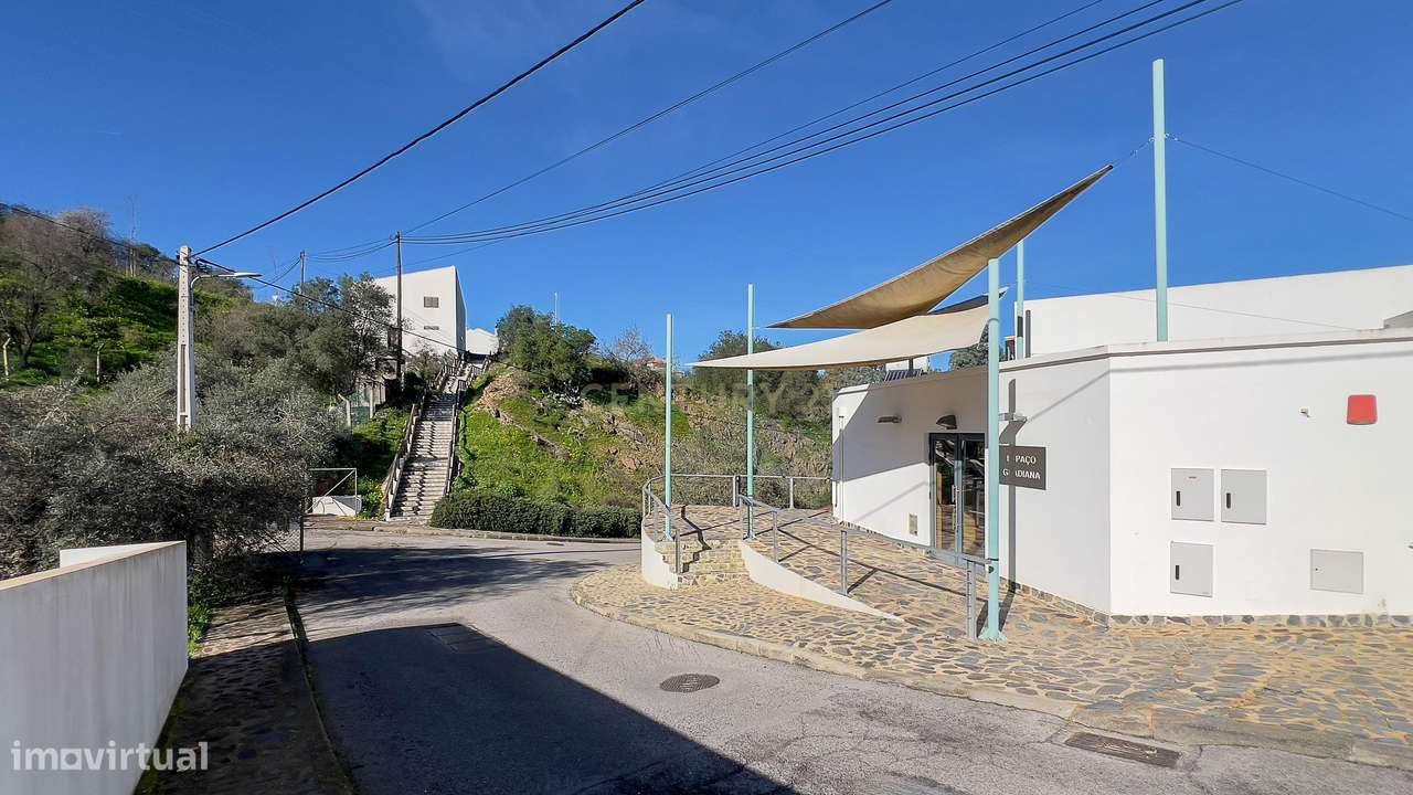 TERRENO PARA CONSTRUÇÃO DE  4 FOGOS DE HABITAÇÃO COM 576m2 - Grande imagem: 4/11