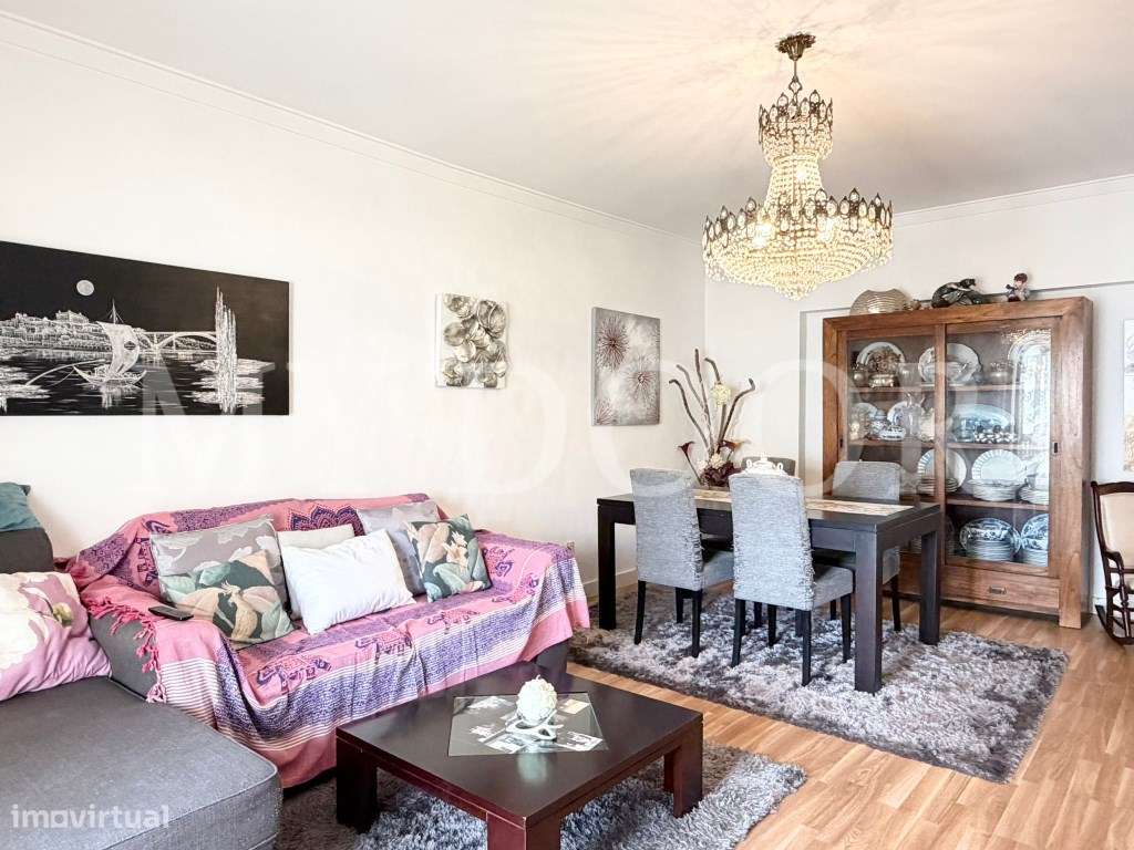 Apartamento T2 - Bobadela - c/ Parqueamento - Arrecadação-12