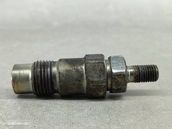 Injector Nissan Sunny Ii (N13) - 1