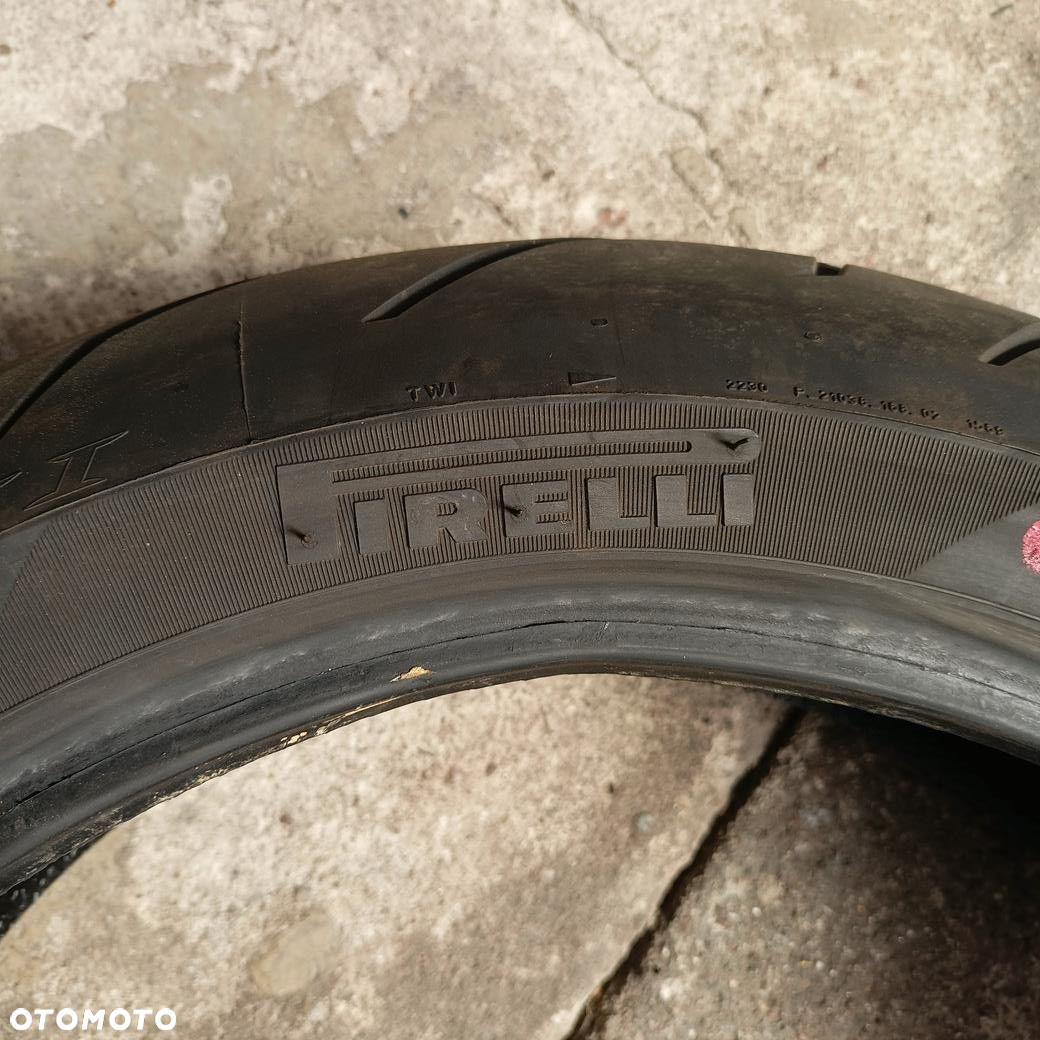 OPONA MOTOR 180/55/17 PIRELLI (F842) - 2