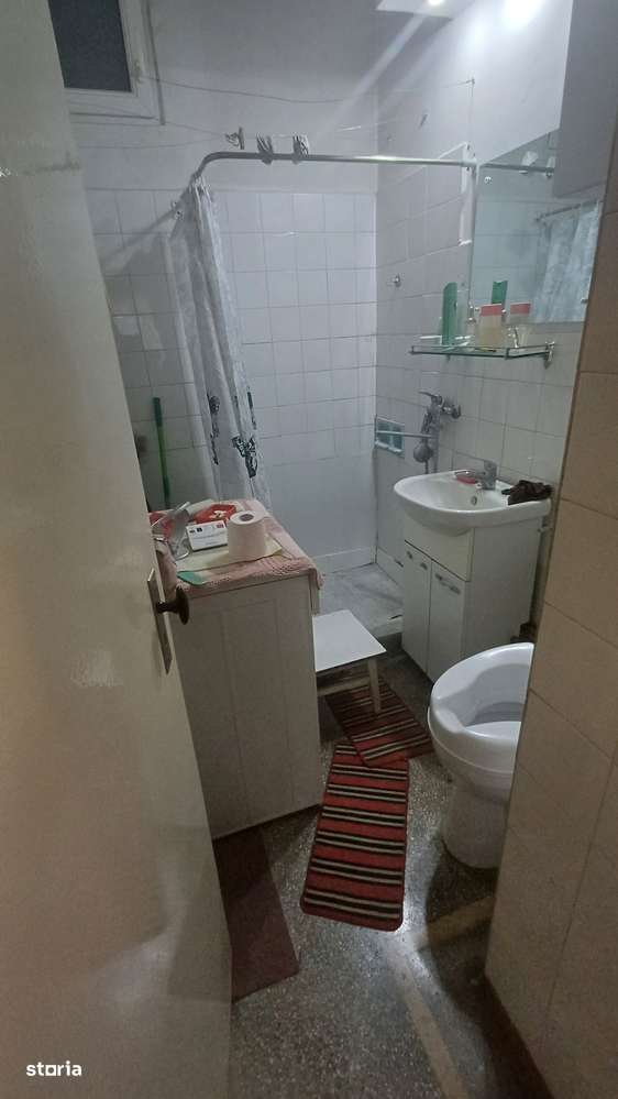 Apartament pozitionare excelenta - ideal transformare spatiu comercial - Imagine principală: 5/8