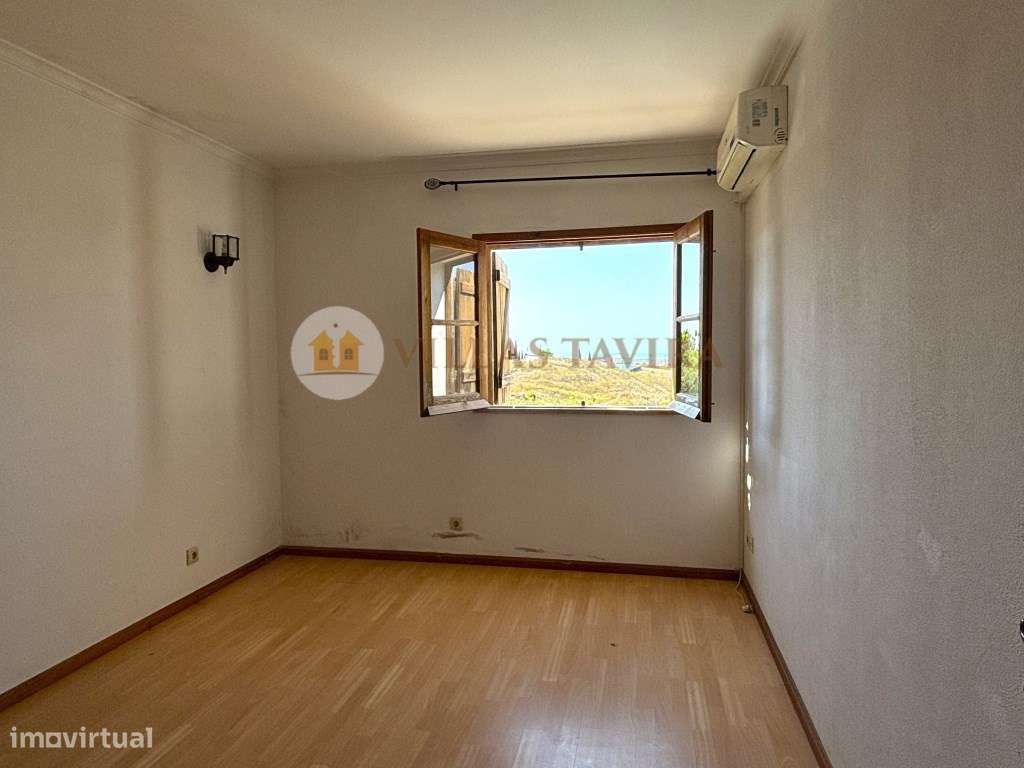 Moradia de estilo tradicional- Charme, vistas sob a Serra e Mar-32