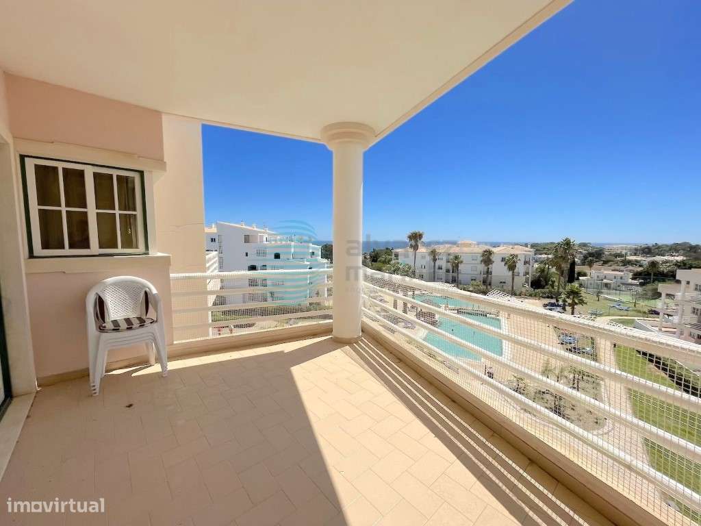 Penthouse 4 assoalhadas com uma área de 232m2, terraço 107m2, Vau, ...-44