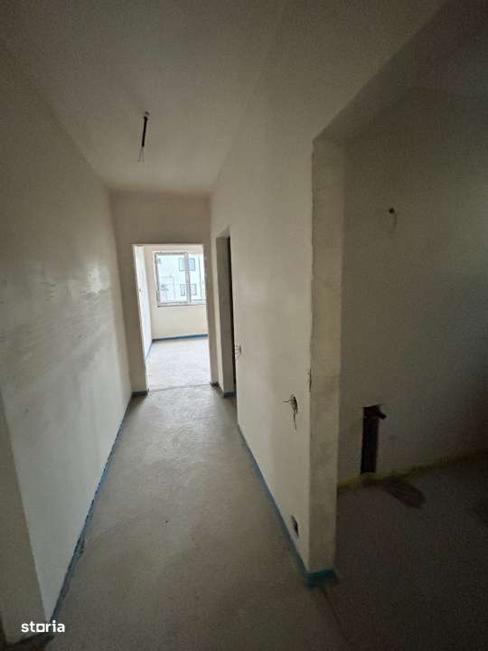 Apartament de 3 camere, 2 bai, 67mp zona Teilor - Imagine principală: 5/8