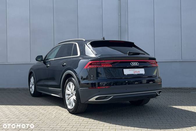 Audi Q8 - 4