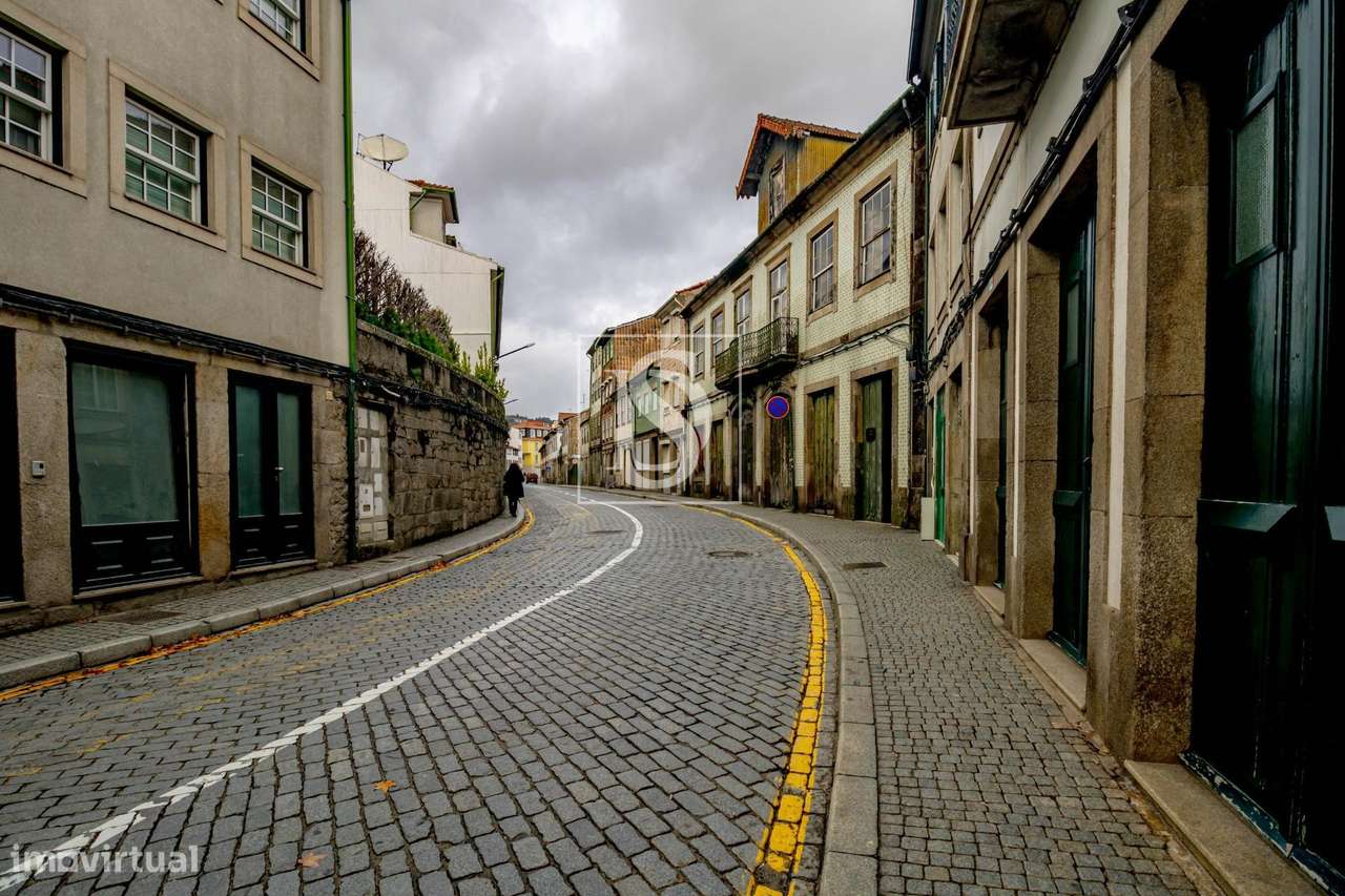 Apartamento T1 Lamego + Espaço Comercial - Grande imagem: 3/11