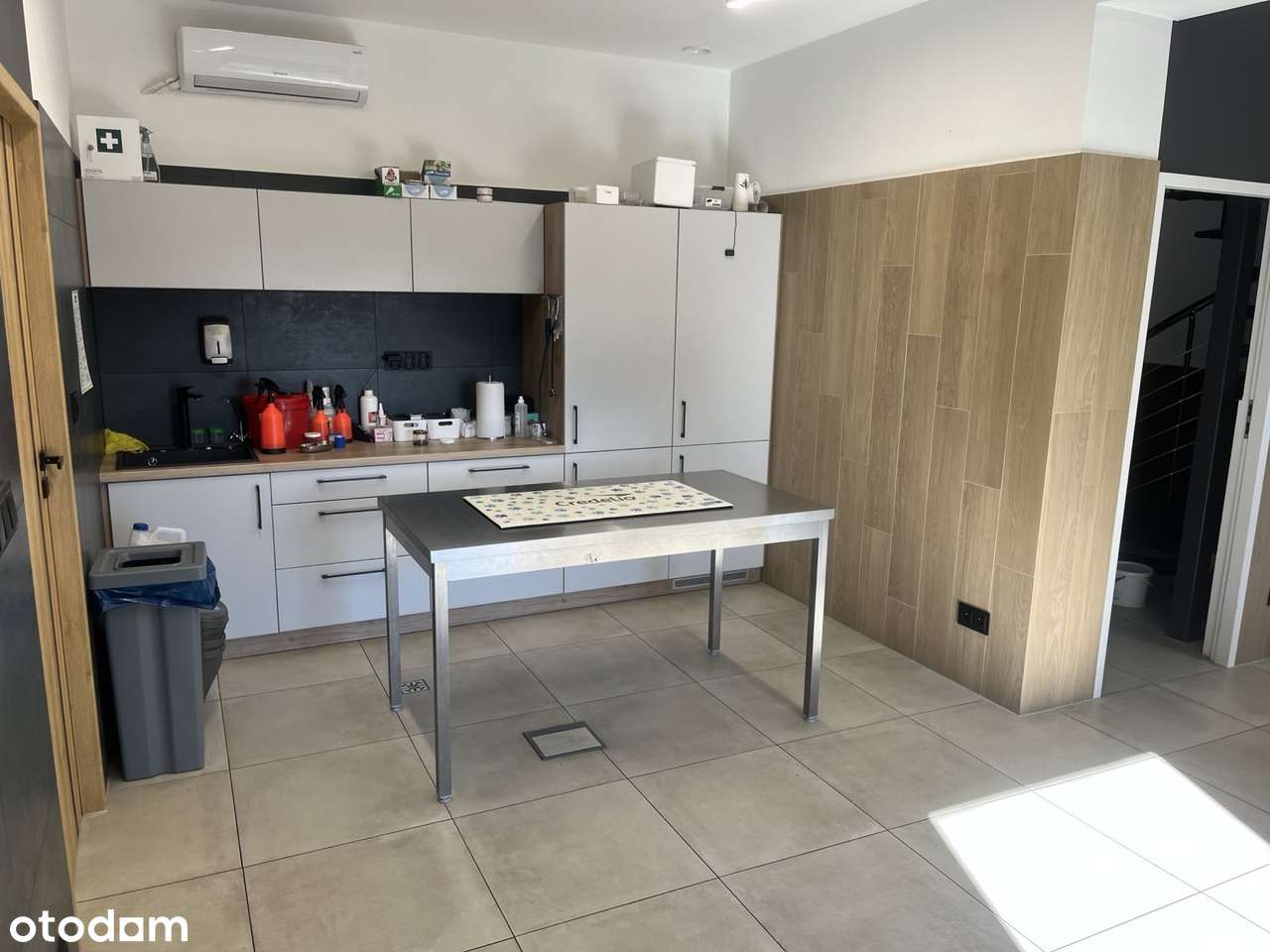 Gabinet weterynaryjny z mieszkaniem - Pełny obrazek: 5/16