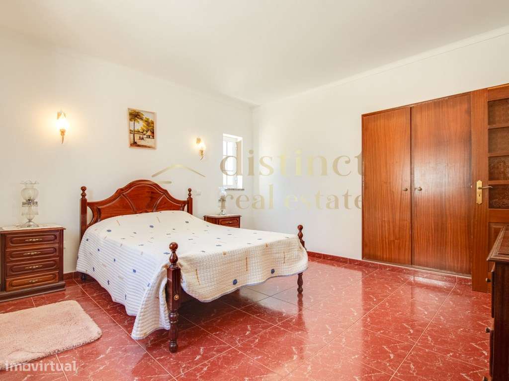 Moradia com 2 quartos e boas vistas-14