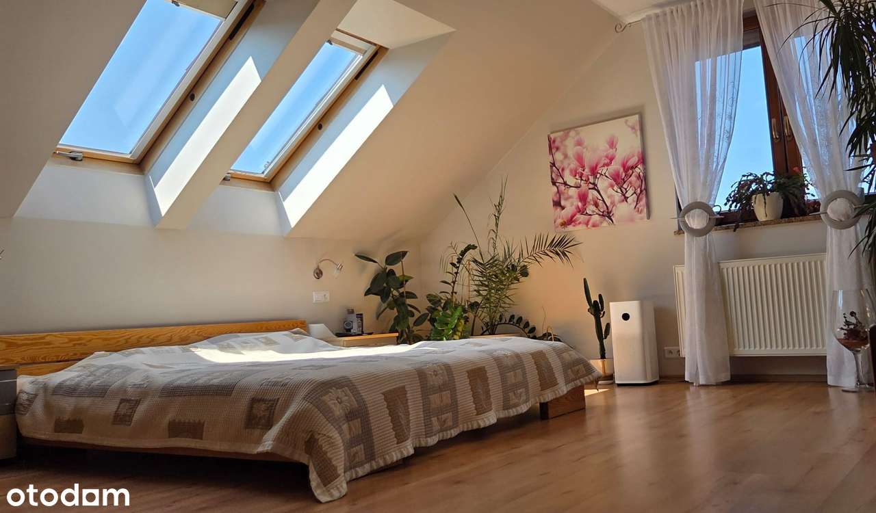 Otulony zielenią i słońcem DOM 216 m²-6 pokoi,2 łazienki,pralnia,GARAŻ-13