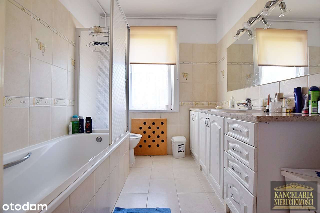 Duży dom z dużym potencjałem w pobliżu centrum miasta!-4