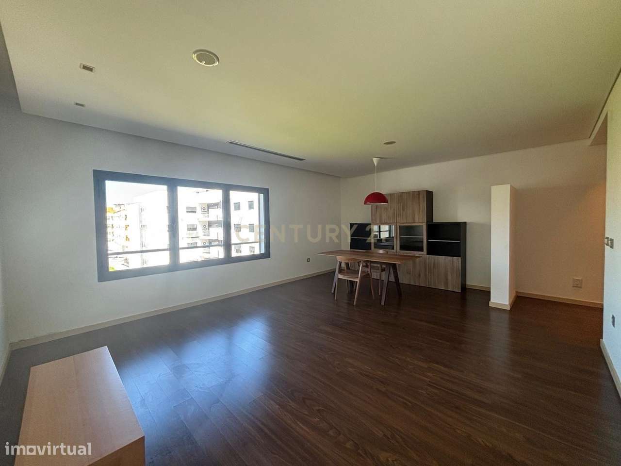 Apartamento T2  no Entroncamento com Garagem Fechada-5