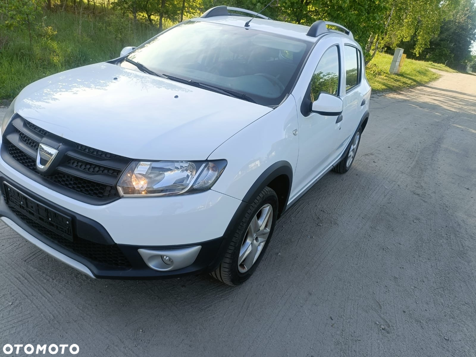 Dacia Sandero - 4