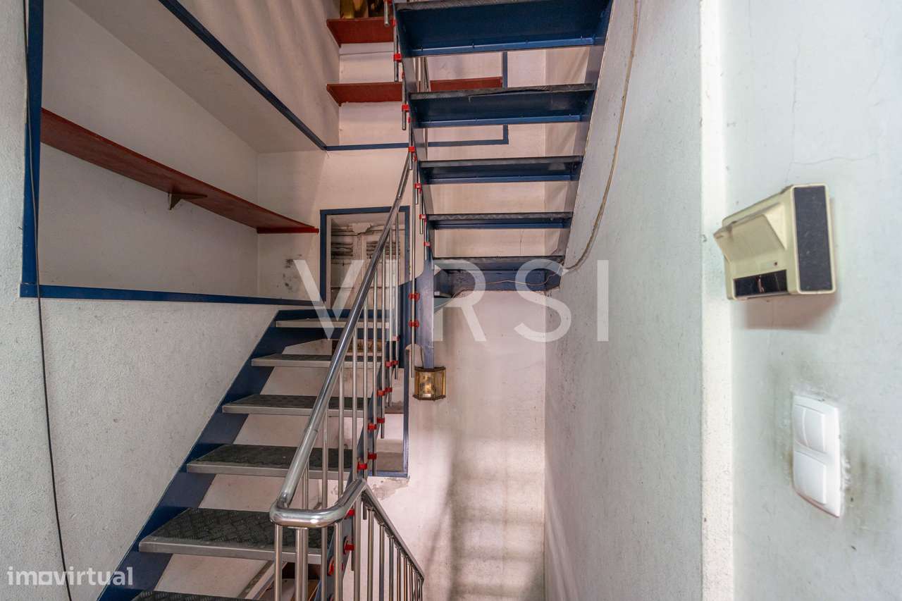 Prédio em plena baixa da cidade - centro Coimbra-7