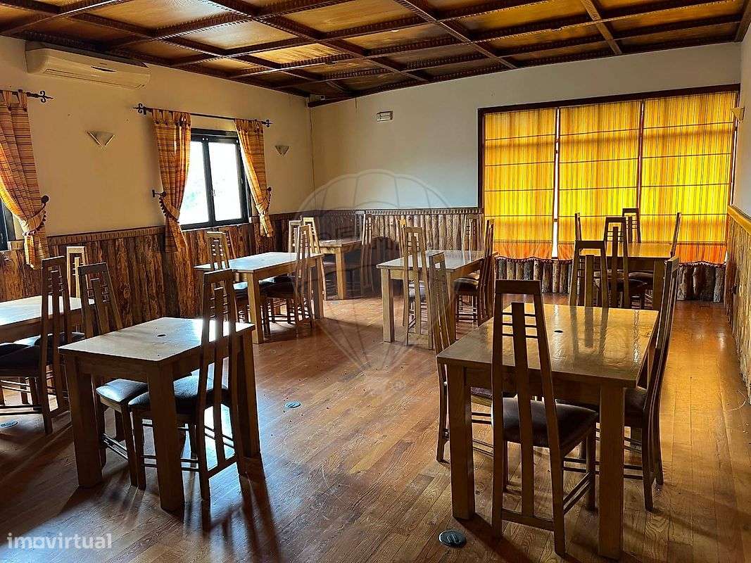 Moradia T4 para venda-7