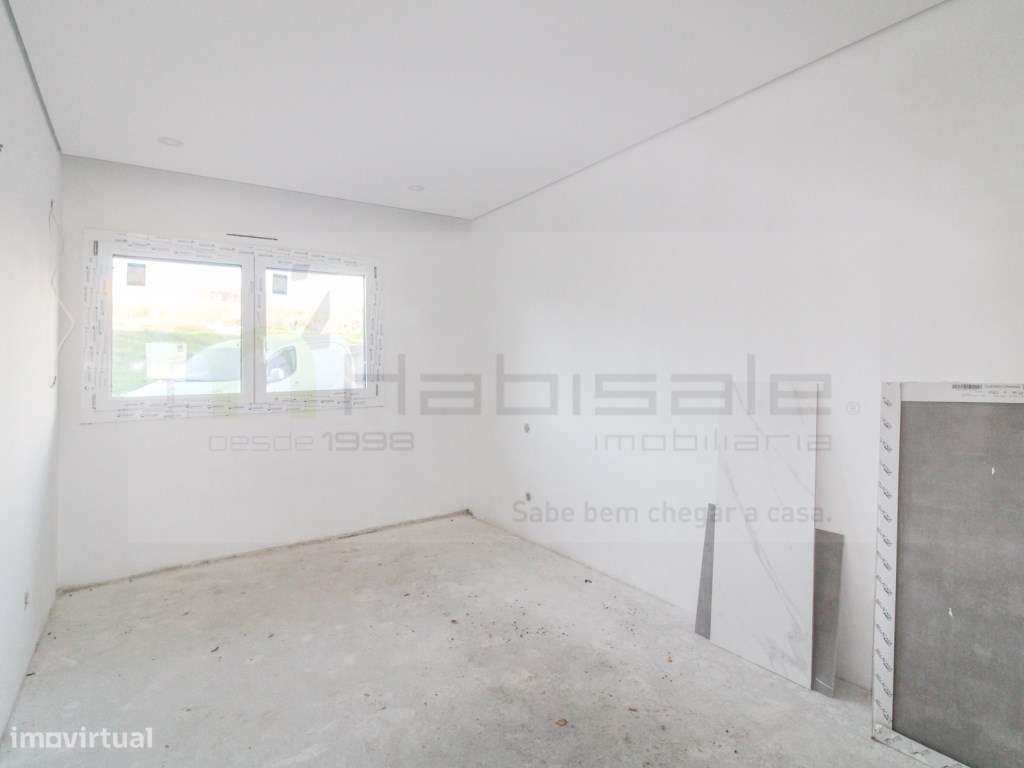 Apartamento T3 com parqueamento | Paradela, Santo António dos Caval...-9