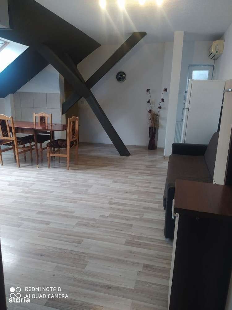 Vand ap cu 2 dormitoare,centrala termica, centru!-2