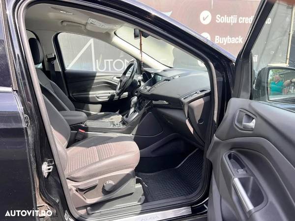 Ford Kuga 2.0 TDCi 4WD Powershift Titanium - 20