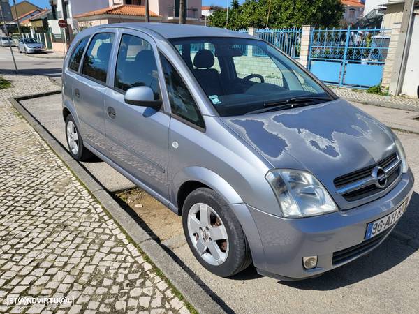 Opel Meriva 1.3 CDTi Cosmo - 2