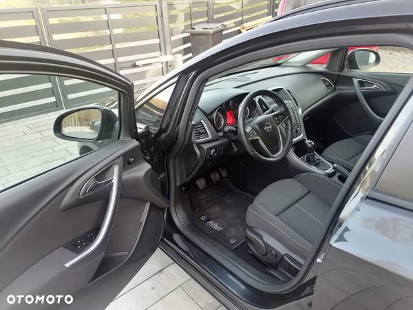 Opel Astra 1.4 Turbo Sports Tourer - 10