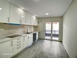 Apartamento T3 Novo em Setúbal com Ga...