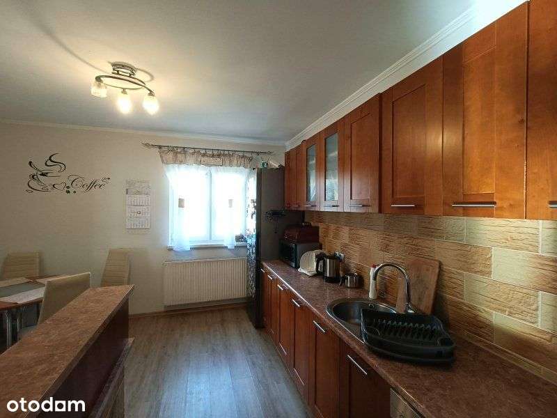 Piękny dom z dużym tarasem, dostępny od zaraz!-5