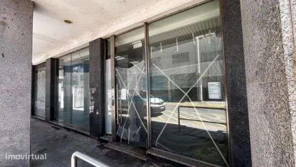 LOJA EM VILA PRAIA DE ÃNCORA - Grande imagem: 1/3