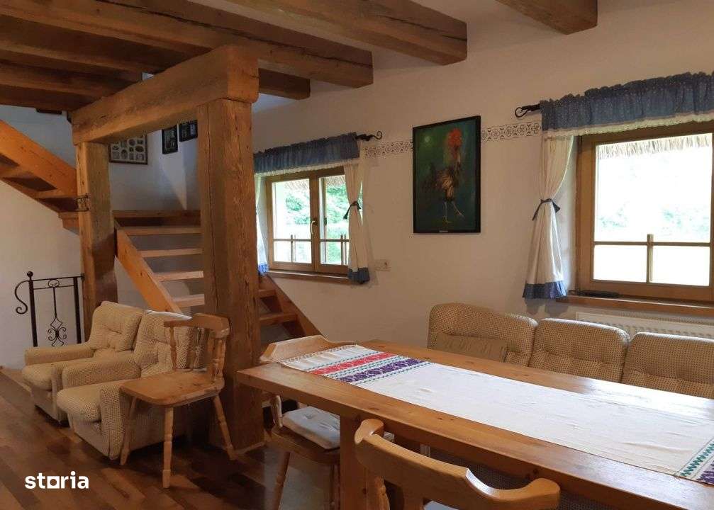 Casa in stil Taditional Romanesc , 170 mp, curte 500mp, strada privata - Imagine principală: 4/8