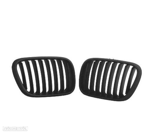 GRELHAS FRONTAIS PARA BMW X5 99-03 PRETO - 3