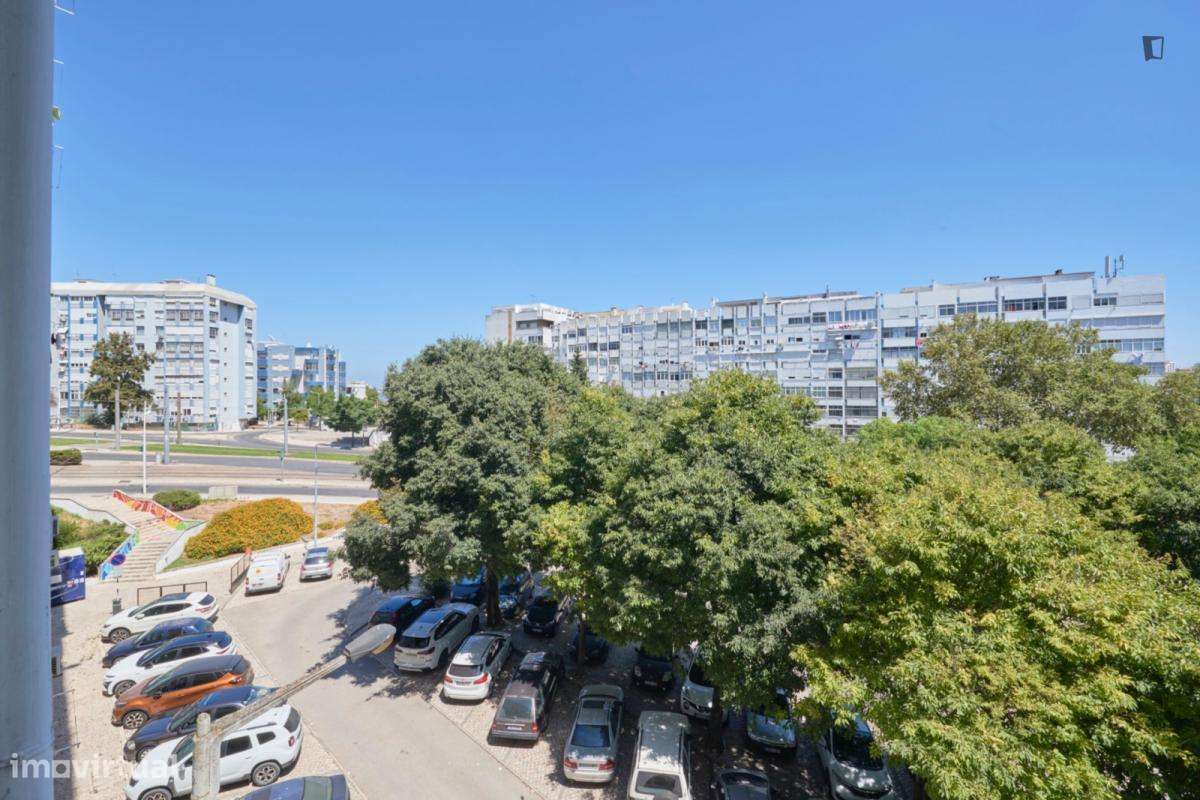 Quarto - localizado em Almada Lisbon - Grande imagem: 5/8